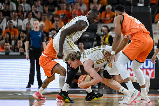 赛中的一次 赛中的一次